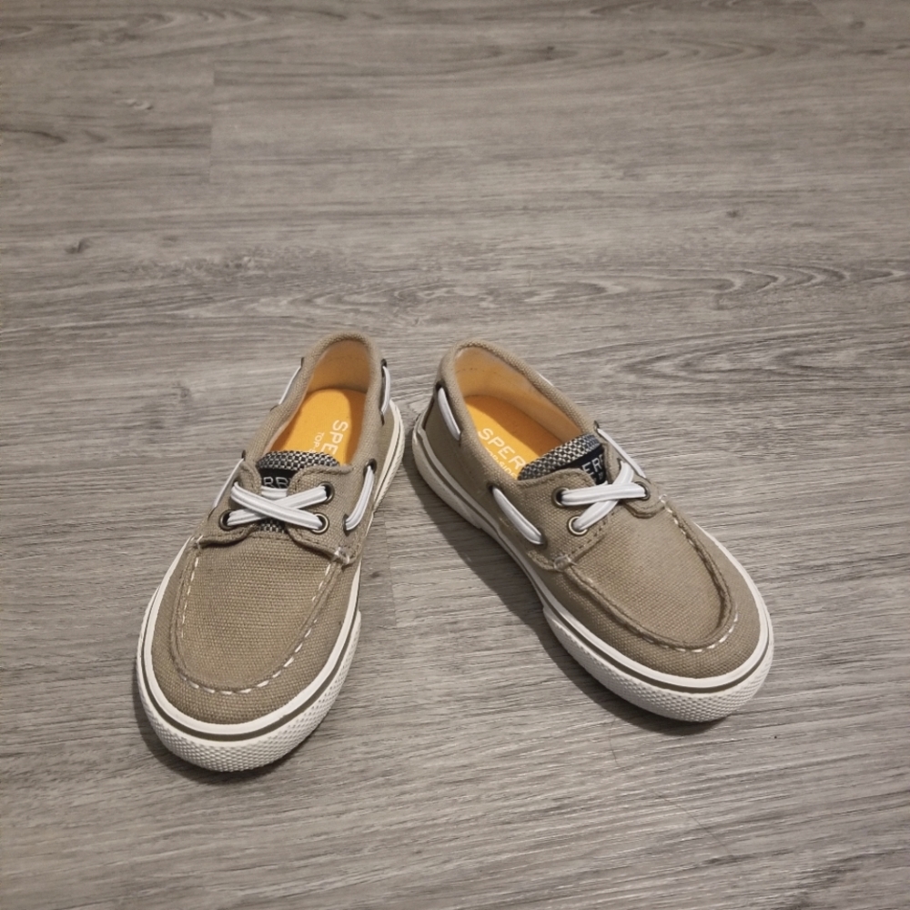 Never worn toddler shoes